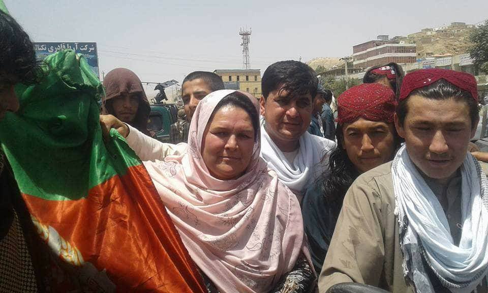 Selfies with the Taliban: Afghan women buoyed by ceasefire snaps