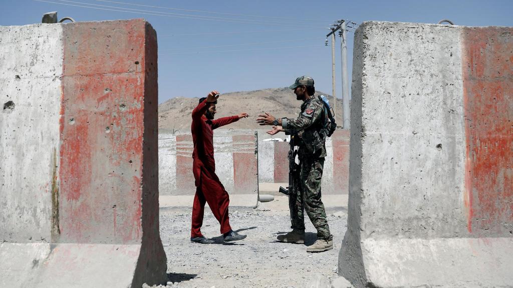 Fall of military base and battle for Ghazni exposes failures in Afghan military strategy