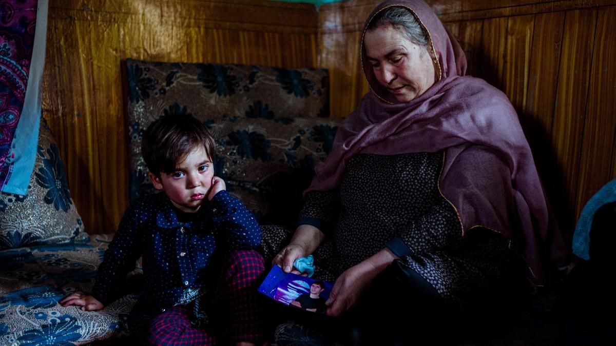New Afghan law allows mothers’ names on children’s ID cards