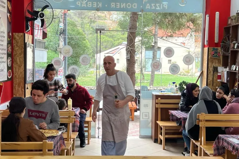 Albania: Afghan women start eatery to help refugees feel at home