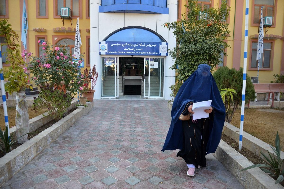 One university’s scramble to help women graduate before Taliban education ban